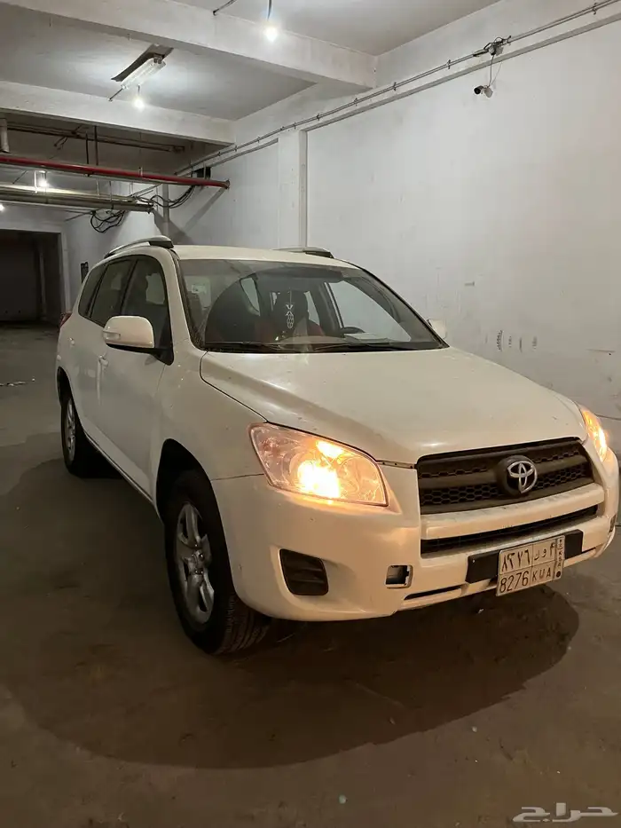 تويوتا راف فور. 2010 8