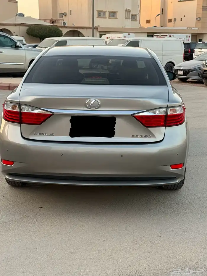 لكزس 250 4