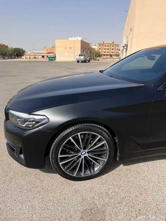 بي ام دبليو الفئة الخامسة 7