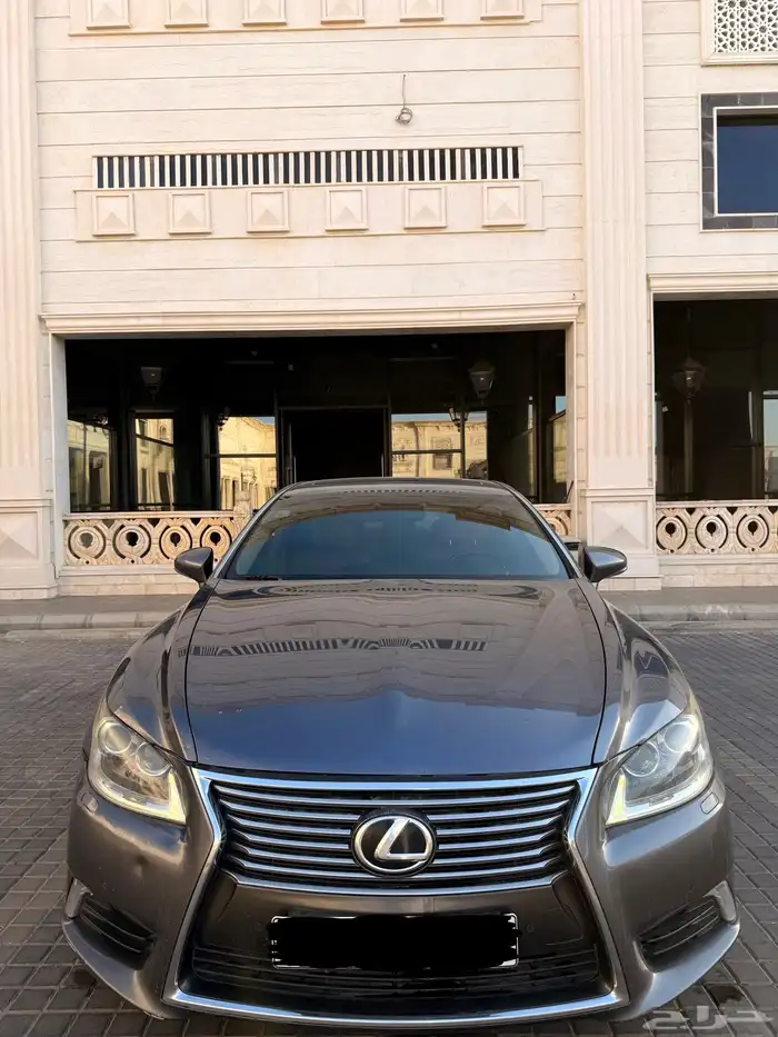 لكزس مستعمل نظيف LS460 2013للبيع 0