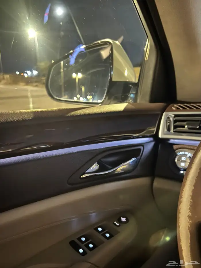 كاديلاك 2011 SRX فل كامل مخزن 38
