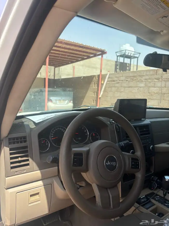 جيب شروكي 2012 3