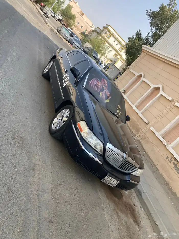 لنكن تاون كار 2005 لارج أمريكي 0