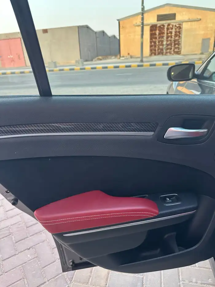 كرايسلر SRT بلاك ايدشن 2014 71