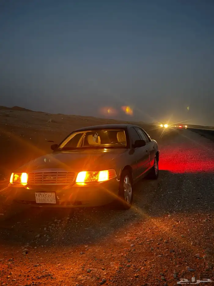 فورد فكتوريا 2011 1