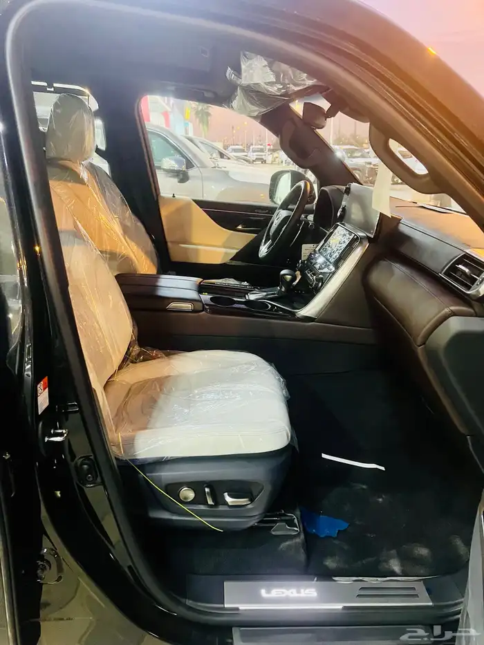 لكزس LX600 BB 2025 وارد سعودي 14