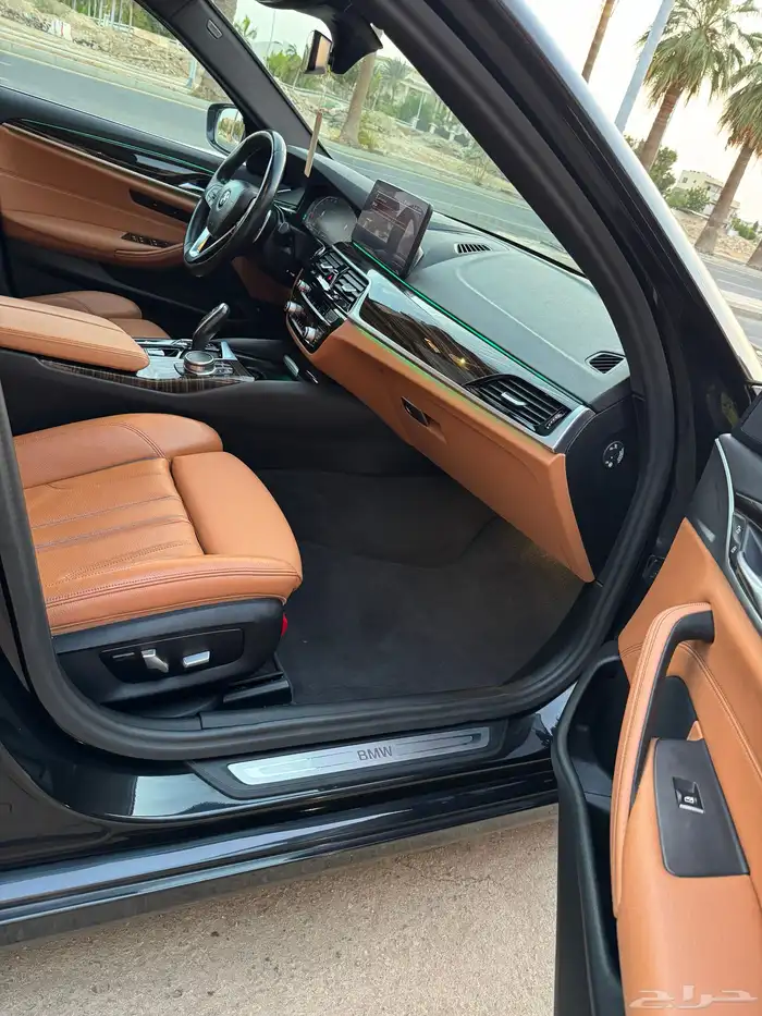 BMW 520i موديل2023 11