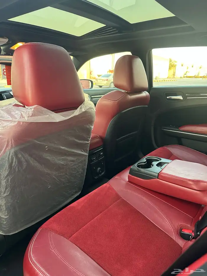 كرايسلر SRT بلاك ايدشن 2014 43