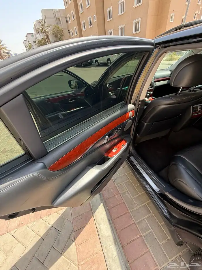 لكزس 460L موديل 2012 سعودي فل كامل 27