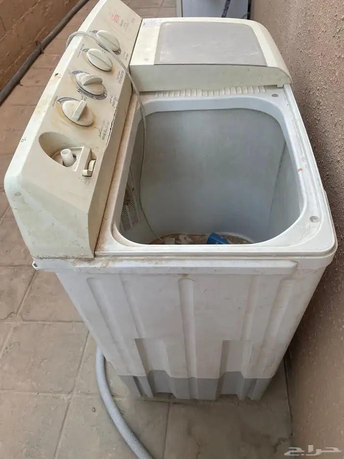 آثاث 1