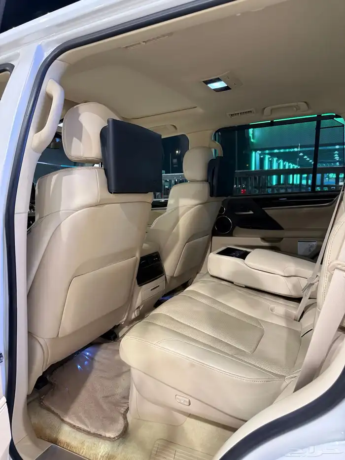 لكزس LX 570 موديل 2018 7