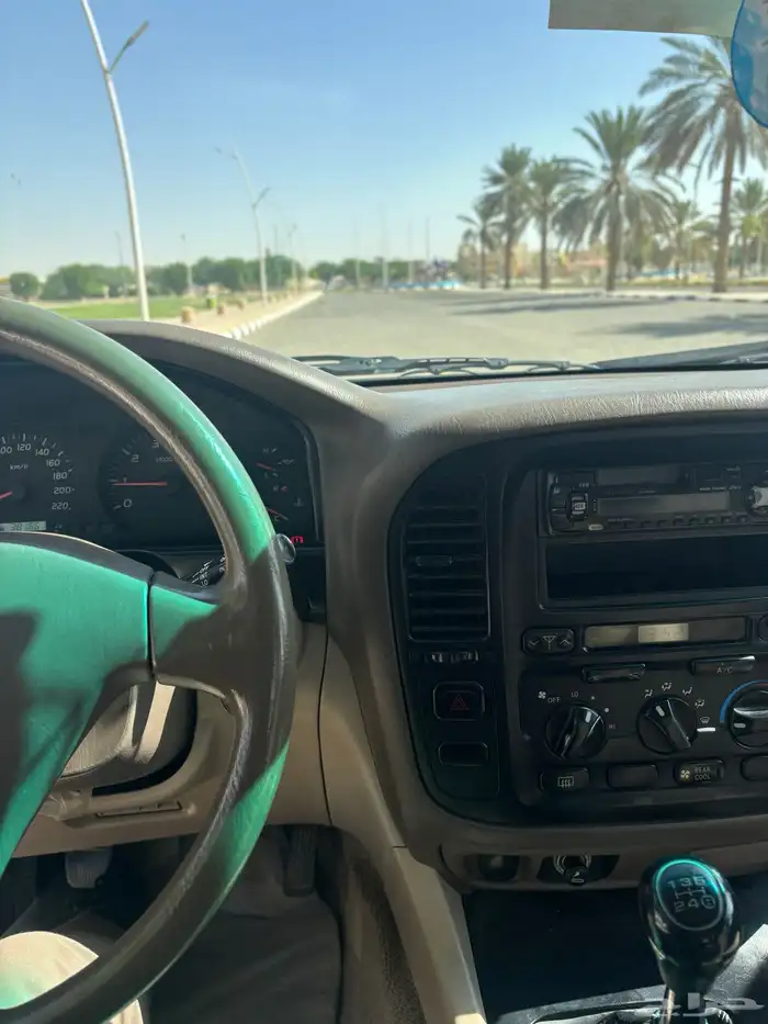 لاندكروزر 2001 2