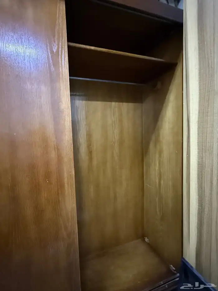 دواليب ملابس طقم طاولات طقم مجلس 10 قطع تكفي اكثر من 20 شخص 10