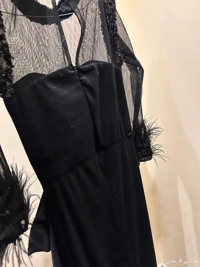فستاتين للبيع اغلبها جديده 1