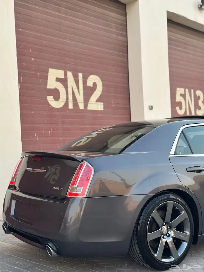 كرايسلر SRT بلاك ايدشن 2014 23