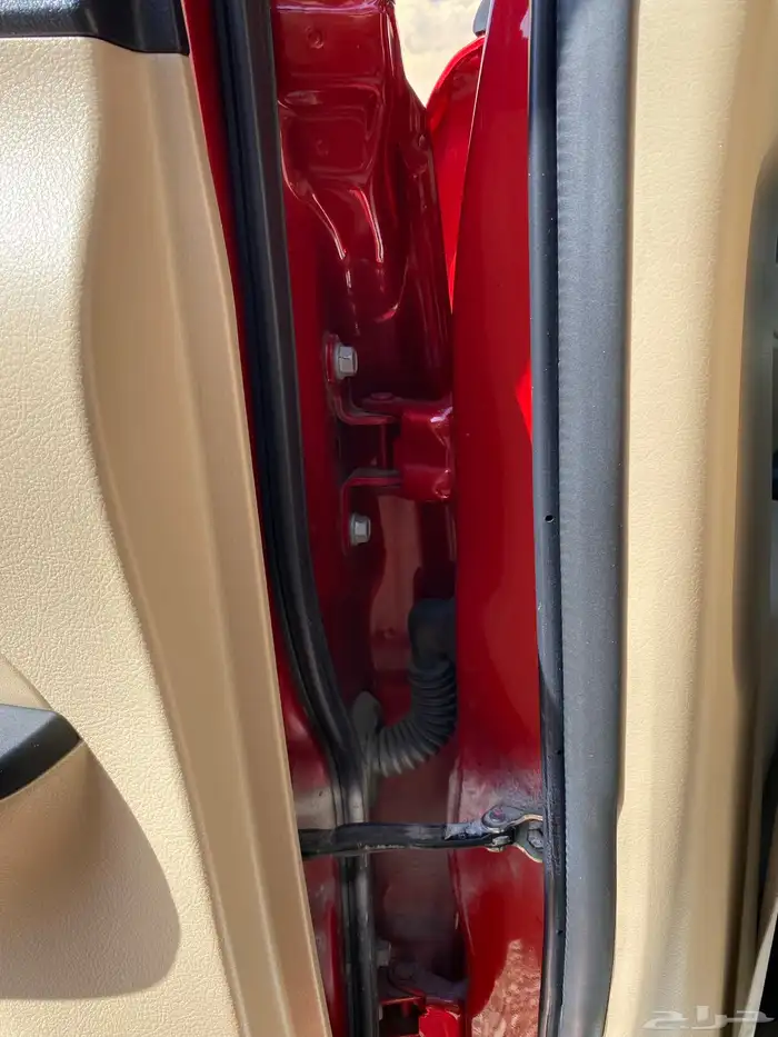 للبيع يارس 2020 ممشى 98 الف 9