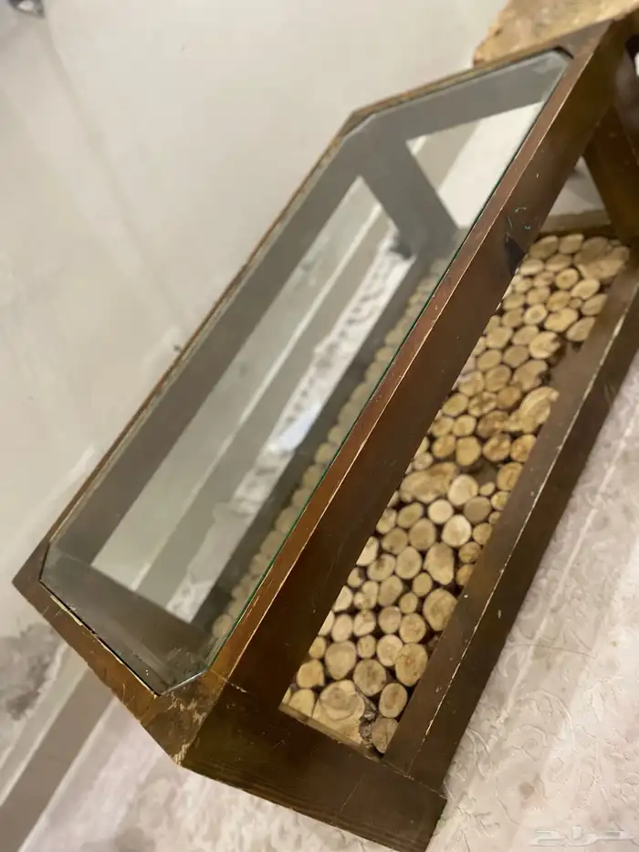 طاولة قهوه مع الخدمه 1