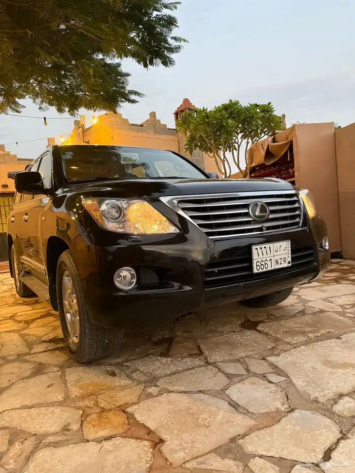 جيب لكزس LX570 بريمي 40