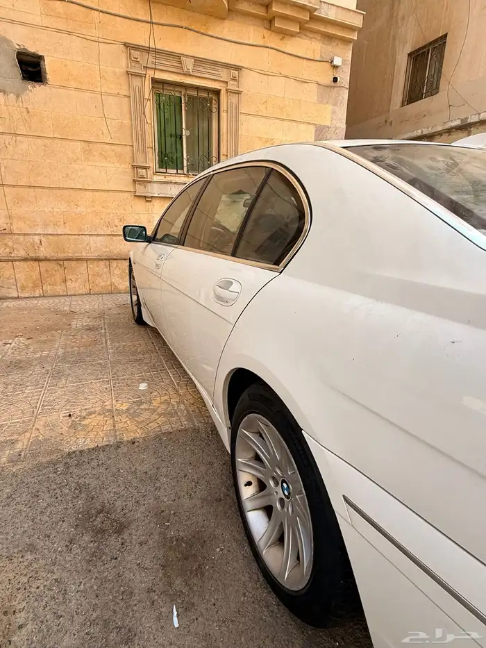 بي ام الفئة السابعة 2003 4