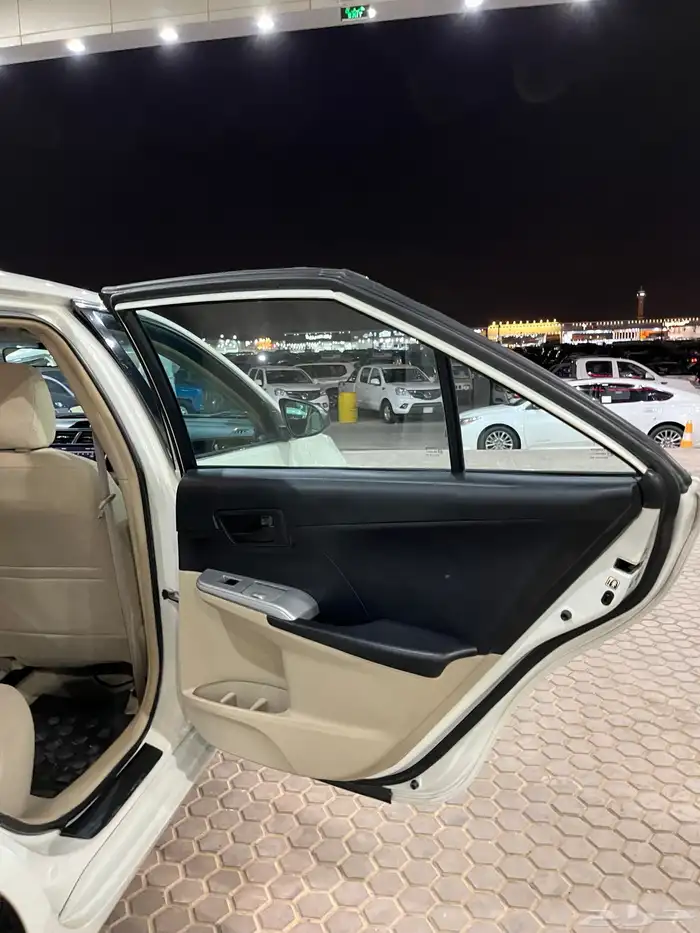 تويوتا كامري مطور 25