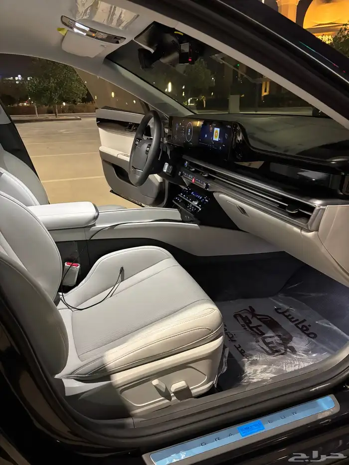 ازيرا جراند يور 2025 Hyundai Grandeur 8