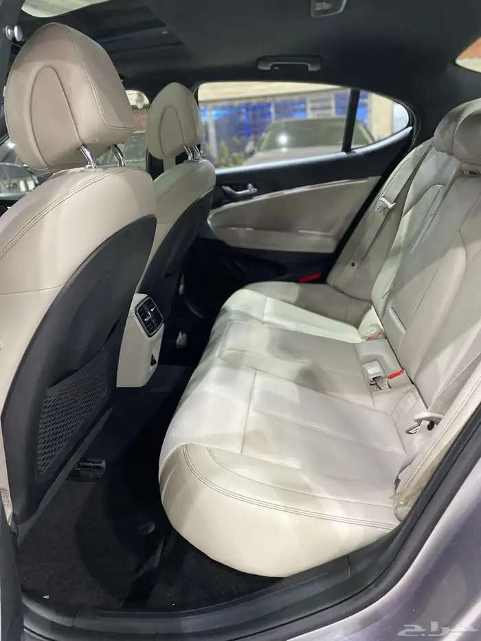 جنسس G70 نص فل 2023 الوعلان 11