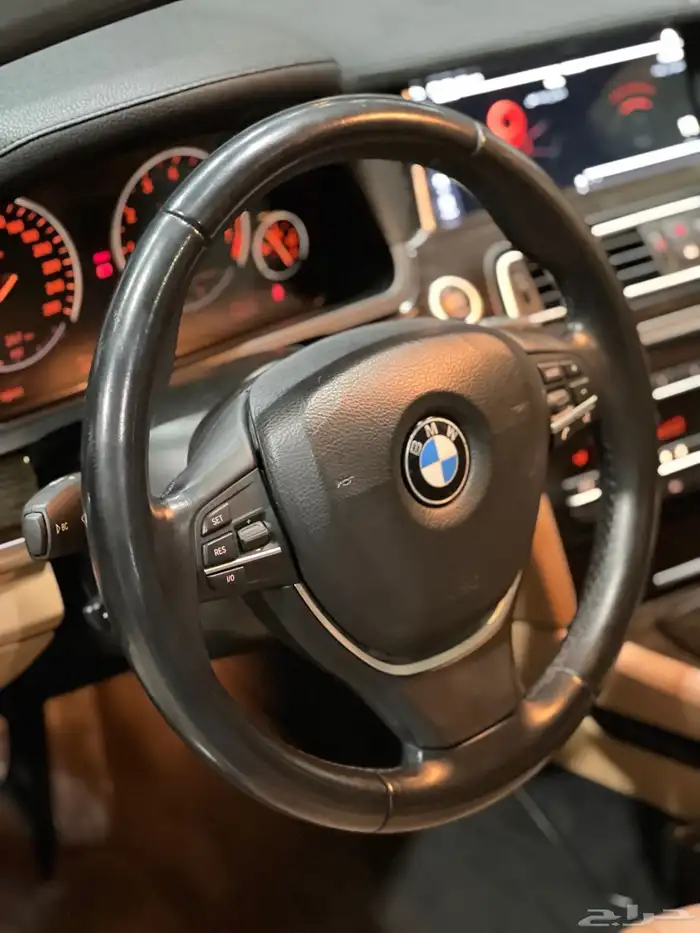 للبيع BMW 730i 2012 مخزن نظيف عداد 40 الف فقط 23