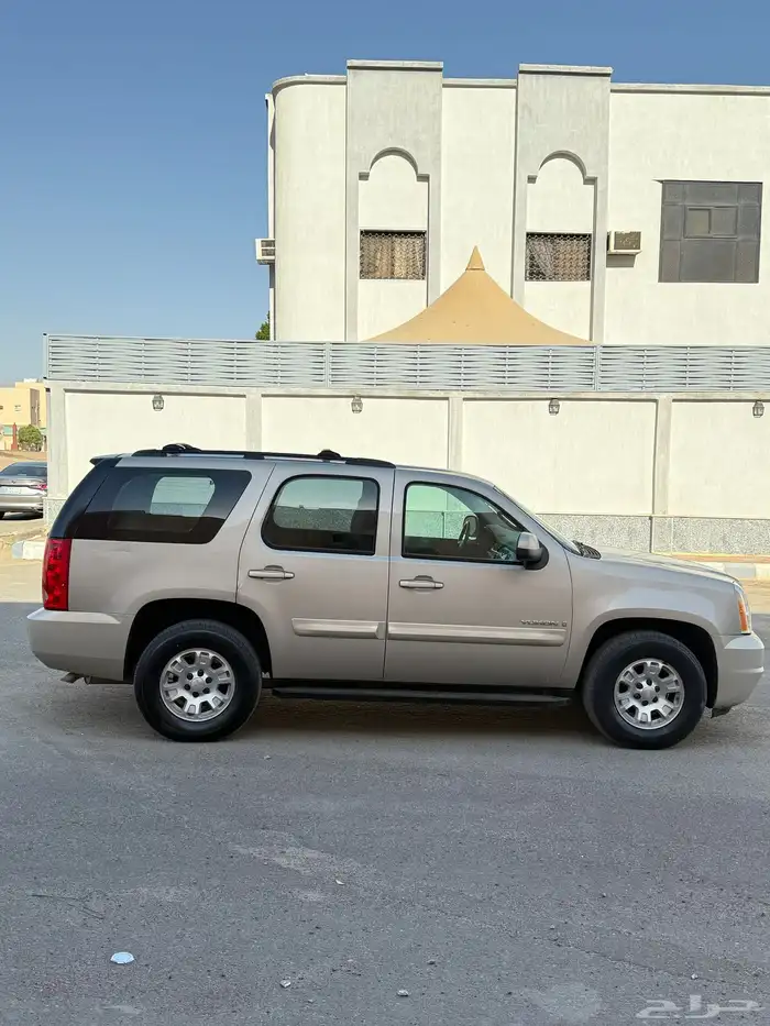 يوكن 2008 نظيف 5