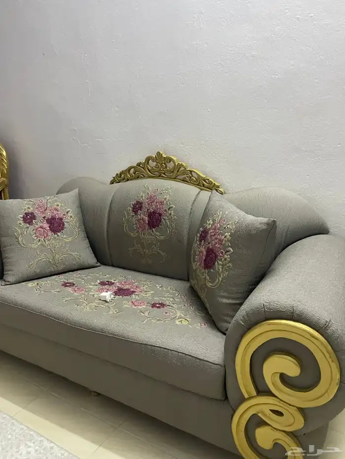 للبيع كنب مجلس كبير 5