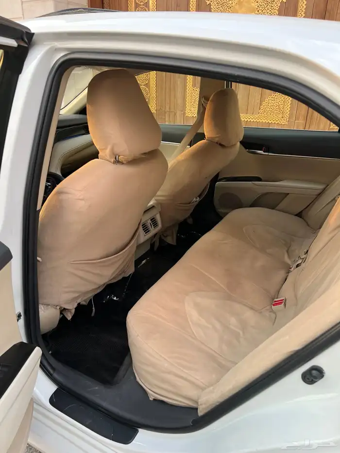 للبيع كامري GLE 2024 فل كامل نظيفه جدا 29