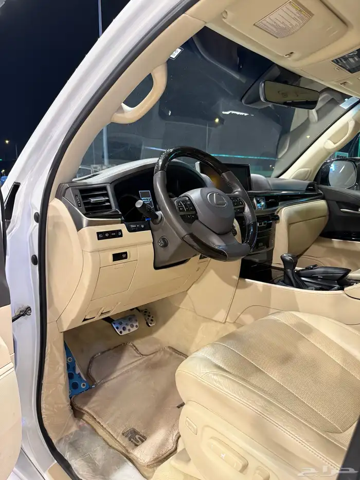 لكزس LX 570 موديل 2018 6