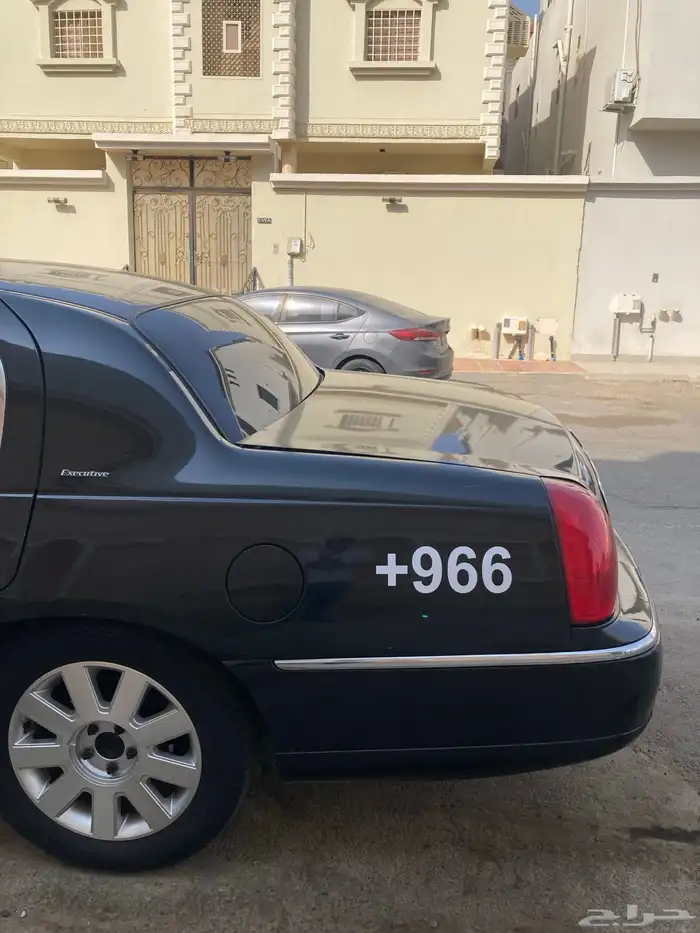 لنكن تاون كار 2005 لارج أمريكي 2