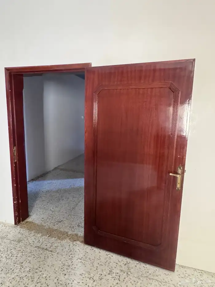 باب للبيع 3