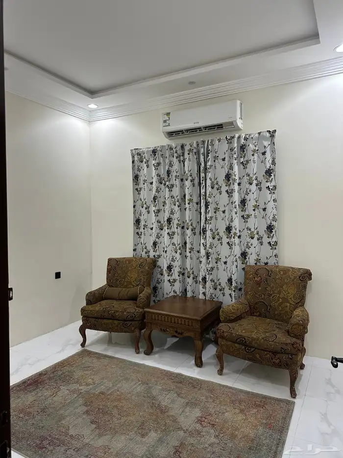 شقة غرفتين وصالة صغيرة 5