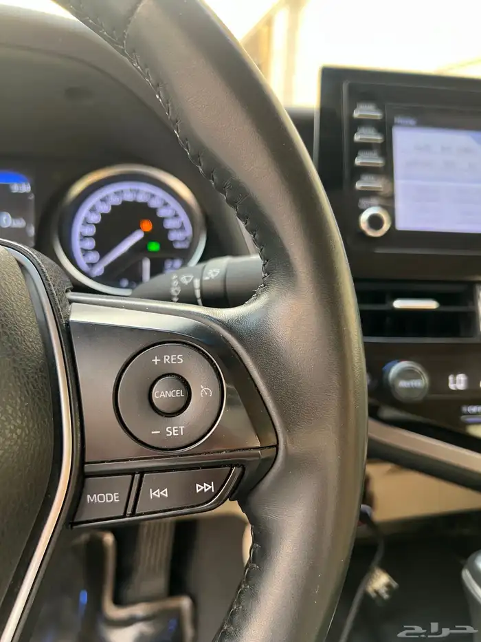 للبيع كامري GLE 2024 فل كامل نظيفه جدا 42