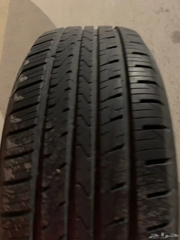 للبيع 4 كفرات مقاس 255 70 15 مستعملة 1