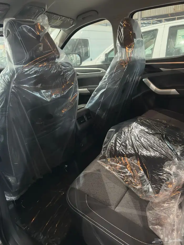 ام جي T60 غمارتين بنزين اوتوماتيك بدون دبل 2024 رمادي اسود 12