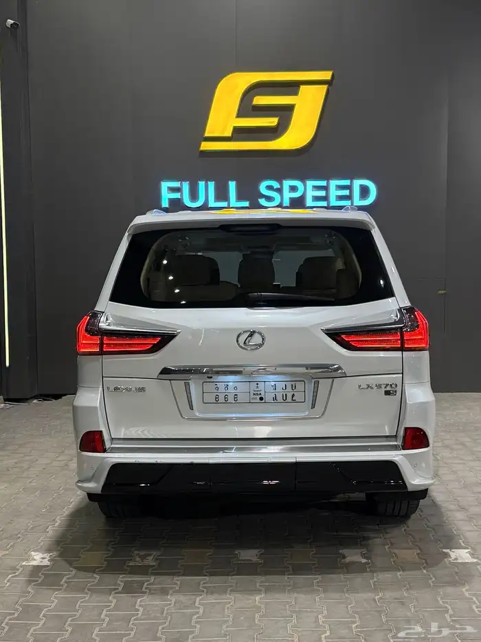 لكزس LX 570 موديل 2018 3