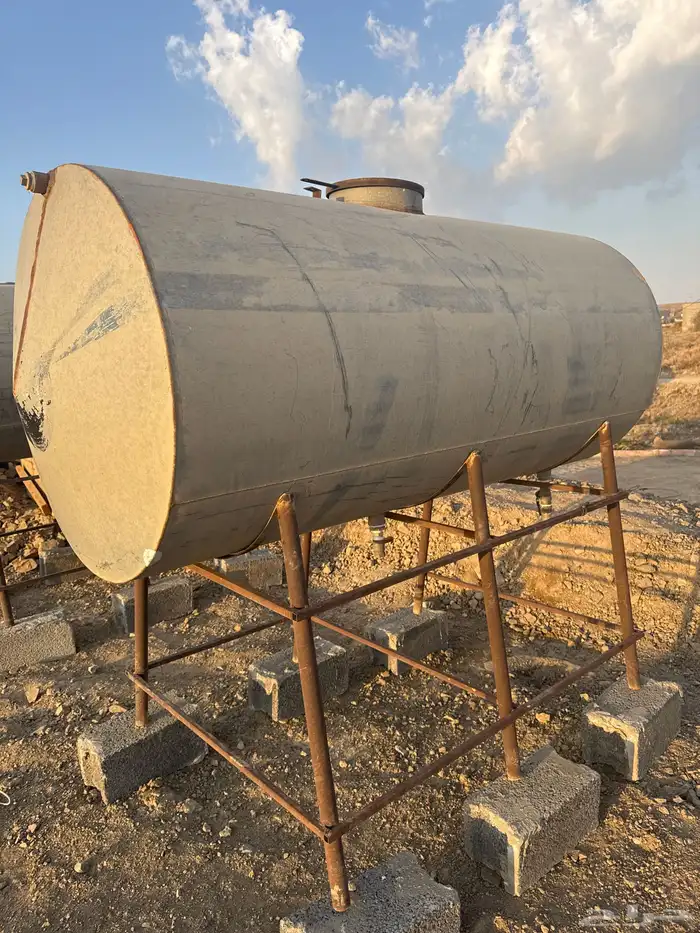 2 خزانات للبيع حديد قوي للبيع 2