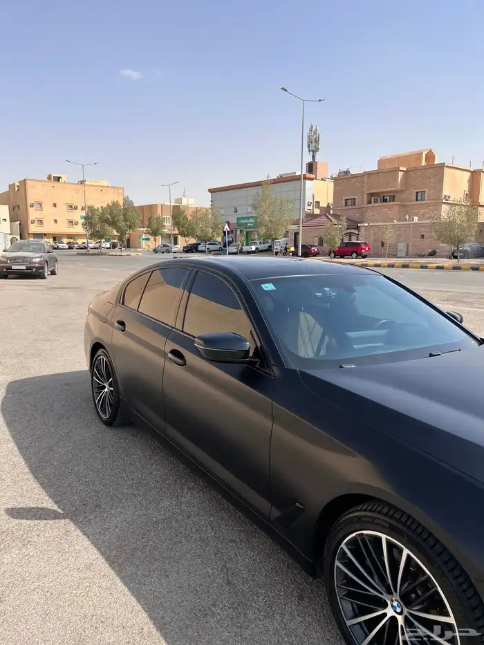بي ام دبليو الفئة الخامسة 4