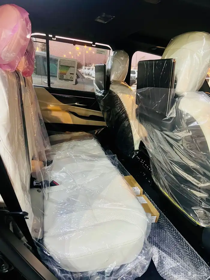 لكزس LX600 BB 2025 وارد سعودي 13