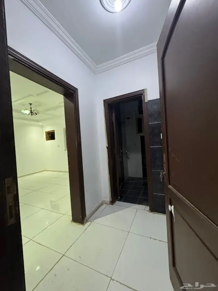 شقة للإيجار جدة حي الريان خلف محطه الشرقية 8