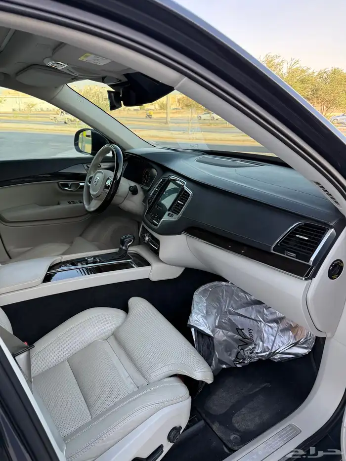 فولفو xc90 موديل 2019 للبيع 5