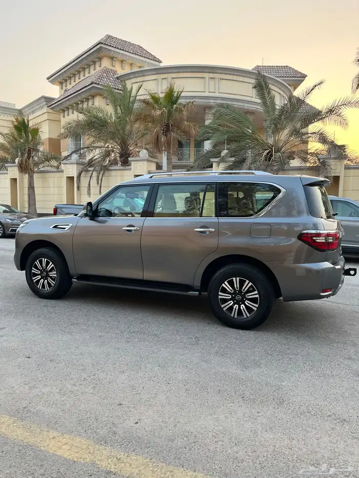 للبيع نيسان باترول SE2 2023 V6 9