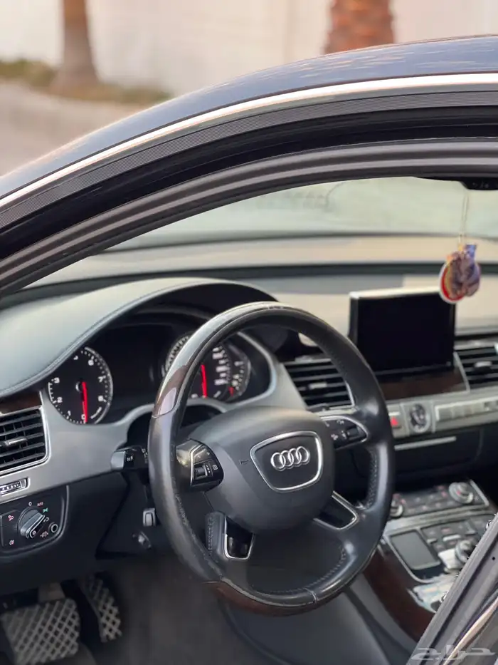 Audi A8 2014 9