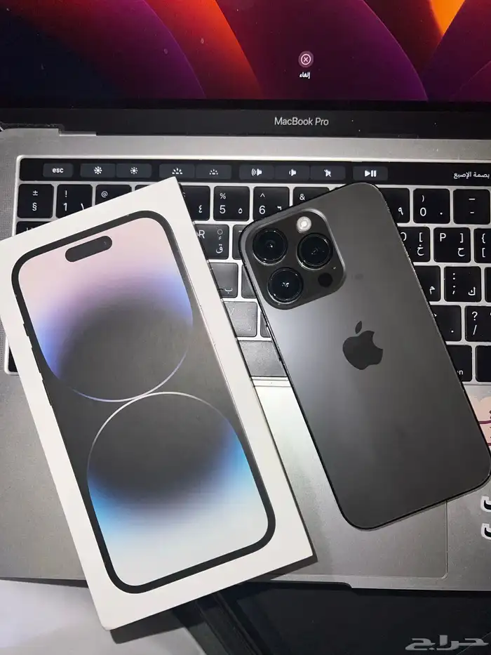 ايفون 14 برو 256 جيجا لون اسود مستعمل 0