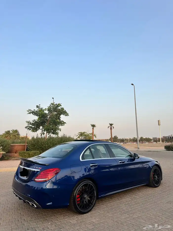 مرسيدس AMG c63s 2016 جفالي 16