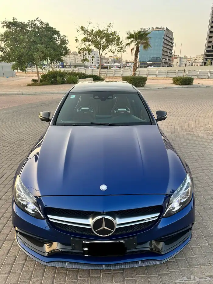 مرسيدس AMG c63s 2016 جفالي 10