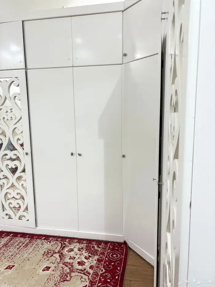 خزانة طول ثلاثة أمتار وعرض خمس أمتار 2
