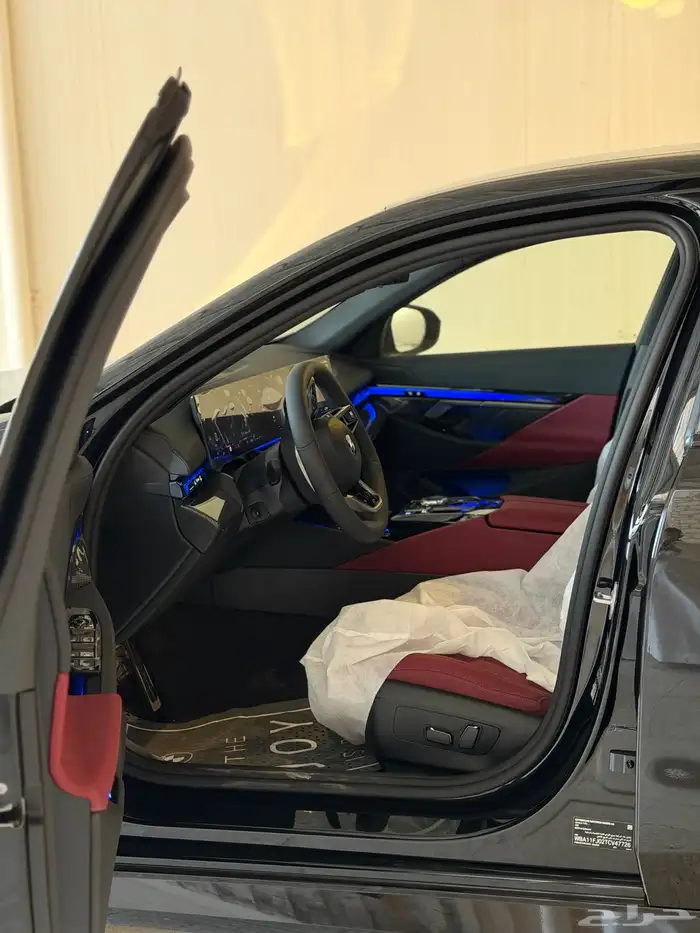بي ام دبليو 520i 2026 7